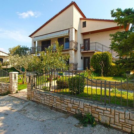 Apartment Nadia 1844 Pula Luaran gambar